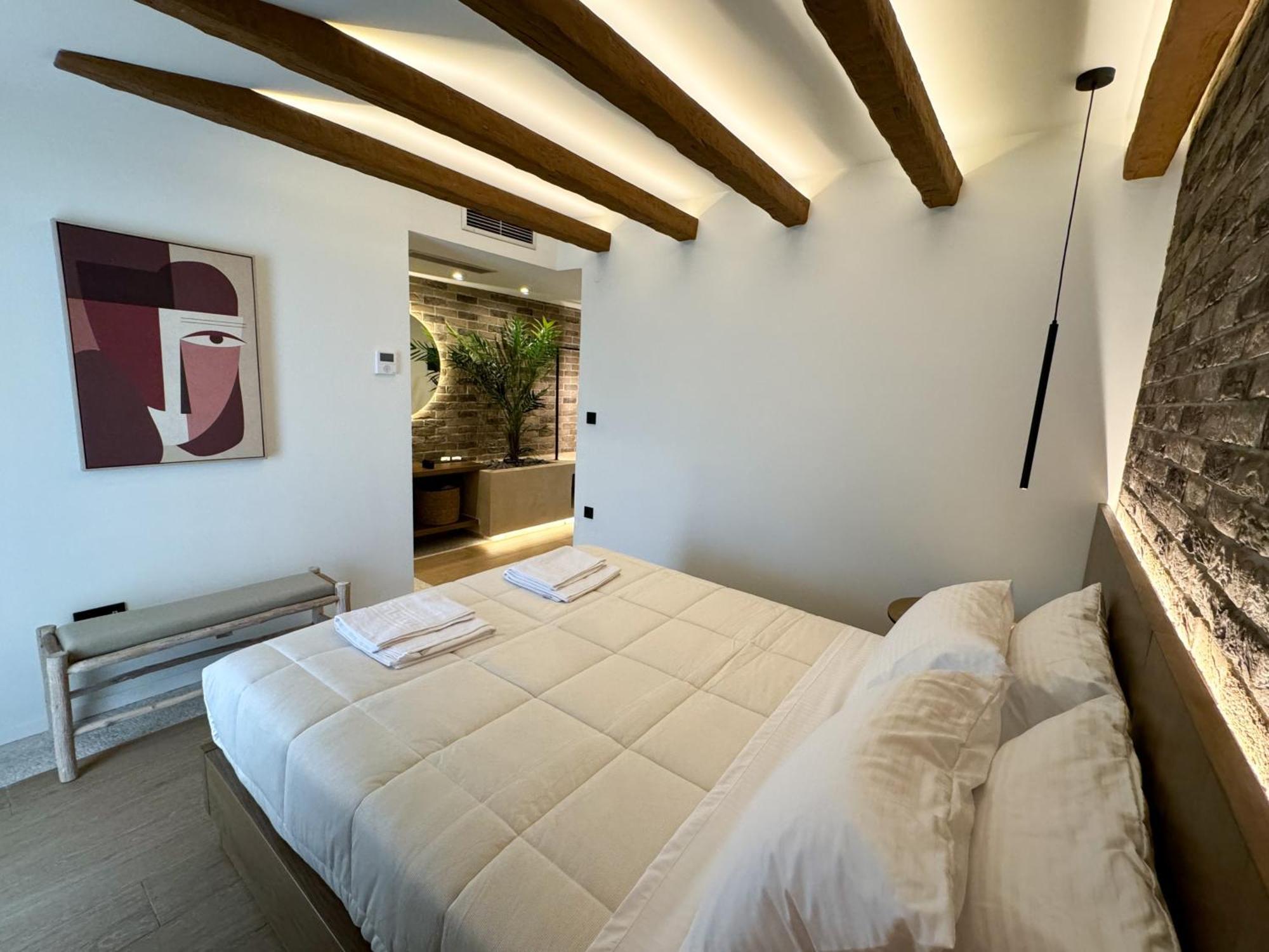 Urban Gem In The Heart Of Naoussa A Stylish Escape Lägenhet Naousa  Exteriör bild