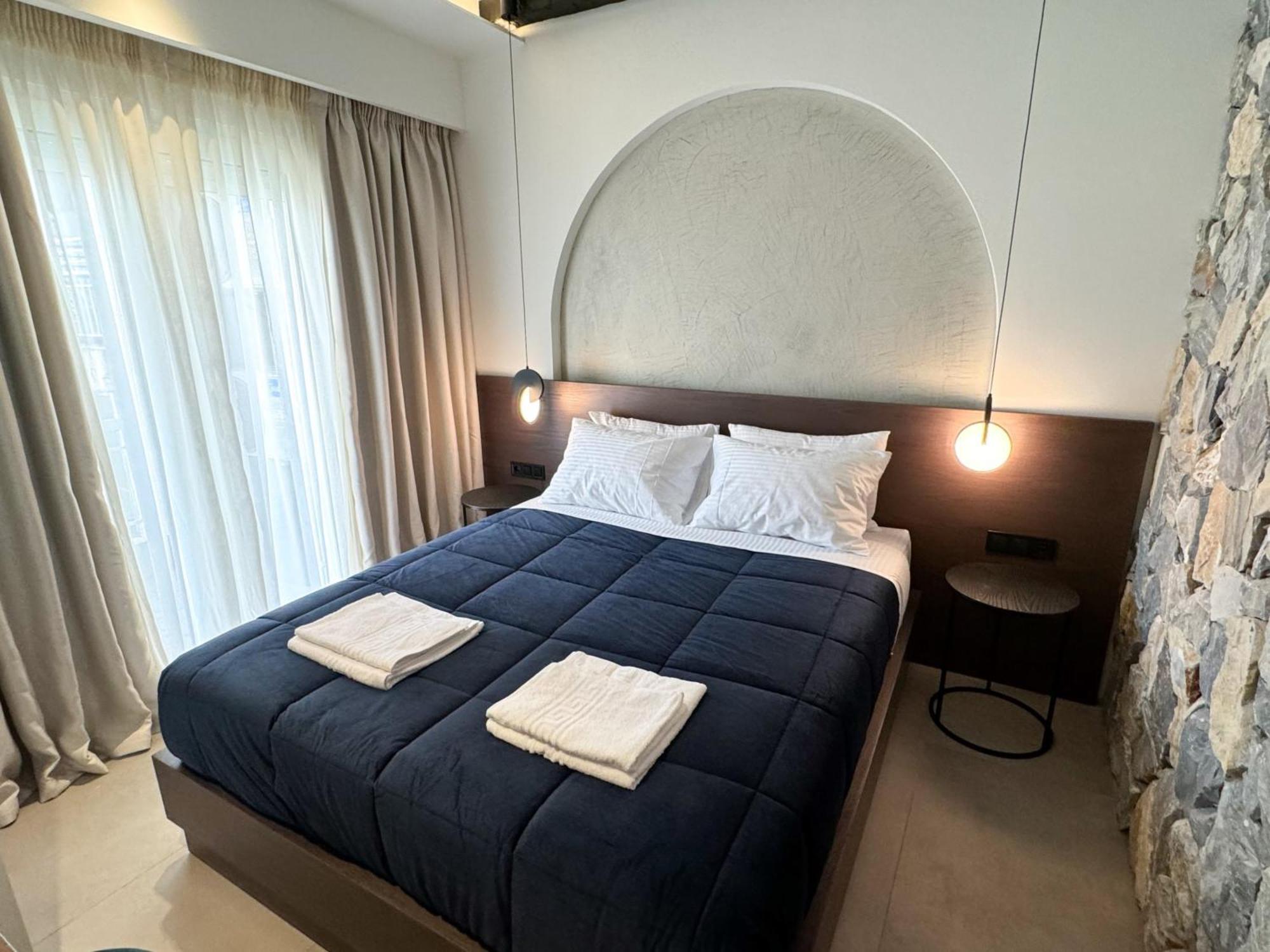 Urban Gem In The Heart Of Naoussa A Stylish Escape Lägenhet Naousa  Exteriör bild